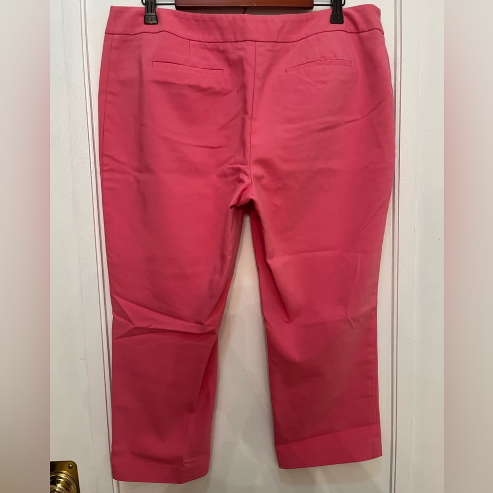 Apt 9 Pink Capri Dress Pants
